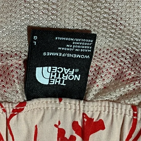 The North Face Class V Mini Shorts Size Large - Picture 5 of 5